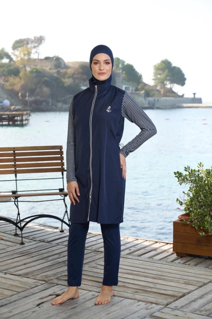 Estiva 25950 Lacivert Marin Fermuarlı Desenli Tam Boy Tesettür Mayo Estiva 25950 Lacivert Marin Fermuarlı Desenli Tam Boy Tesettür Mayo