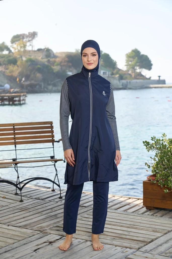 Estiva 25950 Lacivert Marin Fermuarlı Desenli Tam Boy Tesettür Mayo Estiva 25950 Lacivert Marin Fermuarlı Desenli Tam Boy Tesettür Mayo