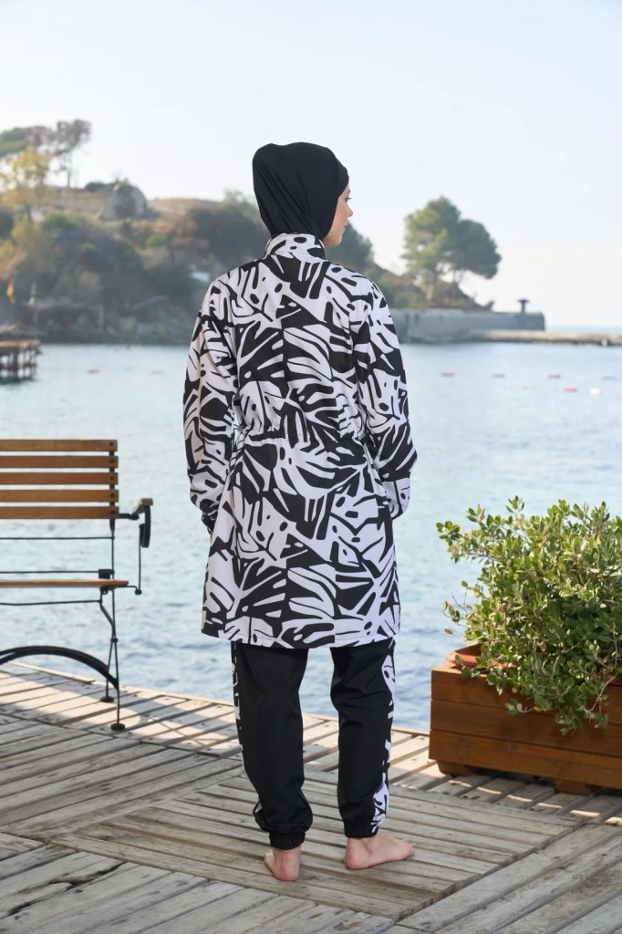 Estiva 25965 Siyah Beyaz Fermuarlı Biyeli Tam Boy Tesettür Mayo Estiva 25965 Siyah Beyaz Fermuarlı Biyeli Tam Boy Tesettür Mayo